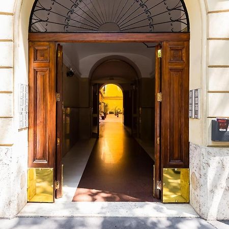 Regina Margherita Sweet Stay Rzym Zewnętrze zdjęcie